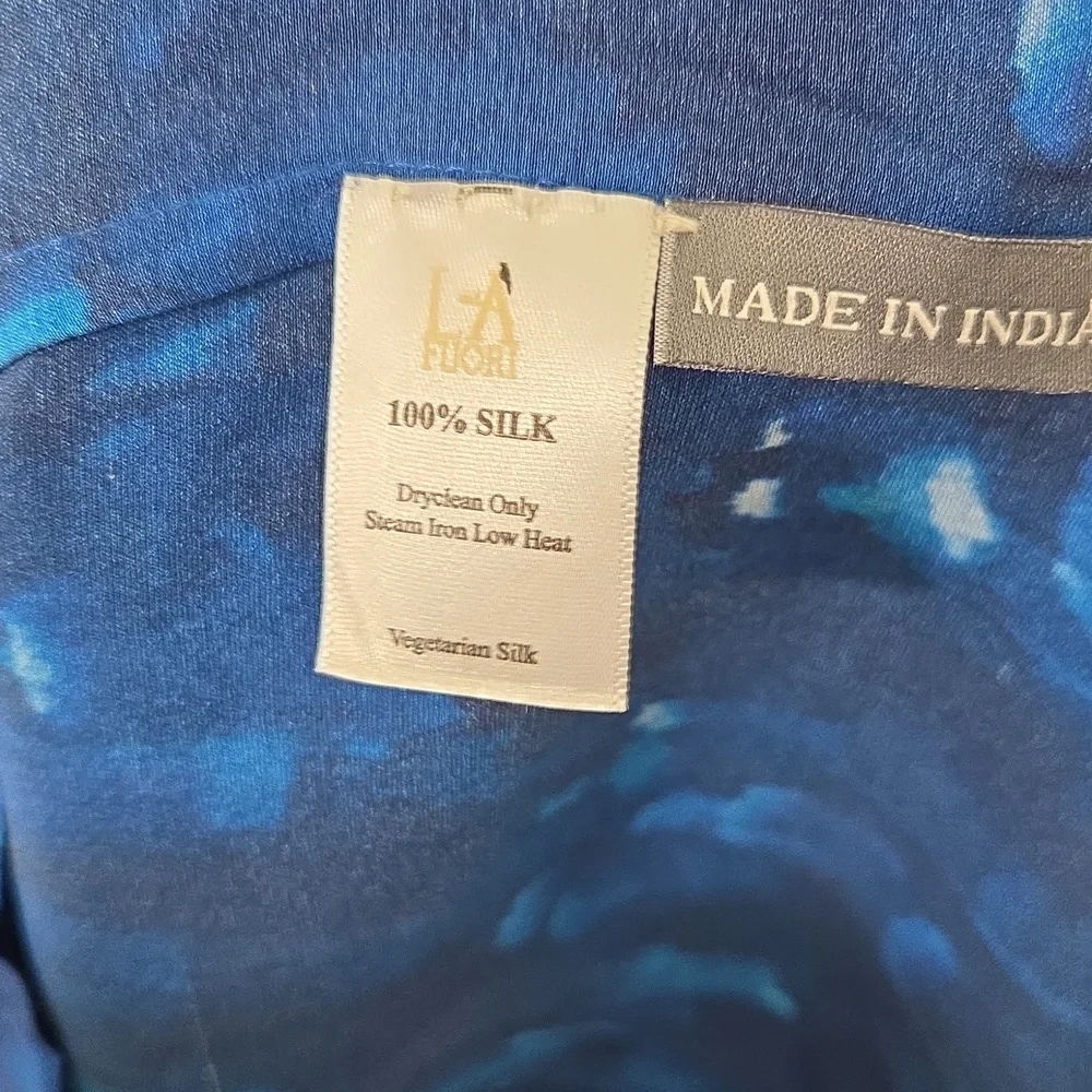 La Fuori Paillet Print Casa Dress In Blooming Sky Size Small NWT - Picture 12 of 14